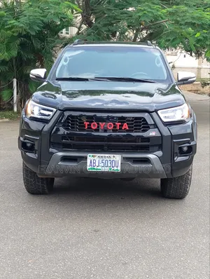 Toyota Hilux 2023 Black