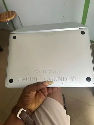 Laptop Apple MacBook Pro 2017 8GB Intel Core i5 SSD 256GB