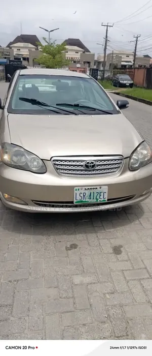 Toyota Corolla 1.8 TS 2005 Gold