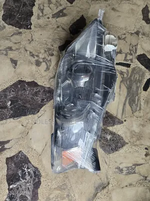 Headlamp Rx350 2012 Available