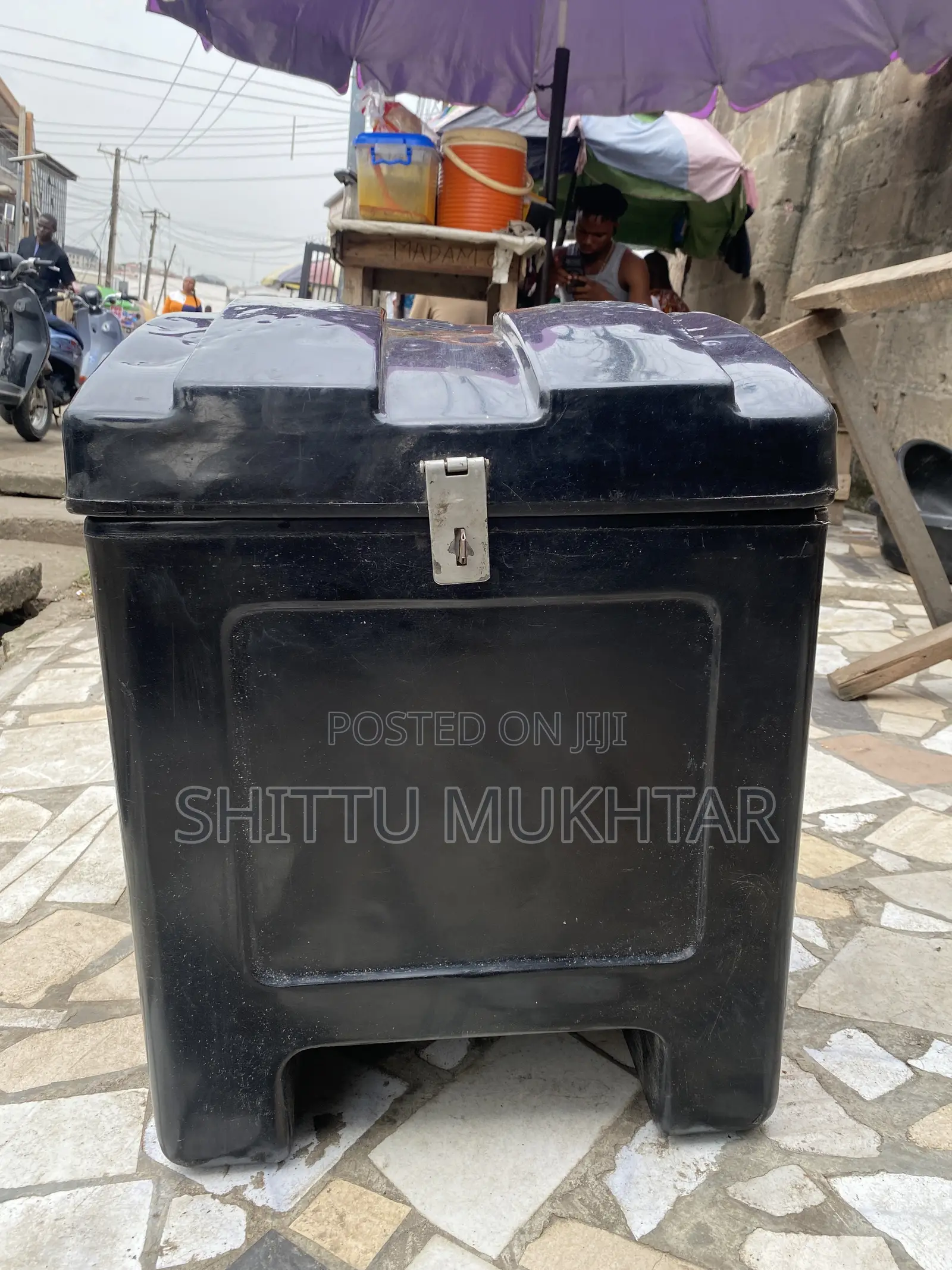 Dispatch Box
