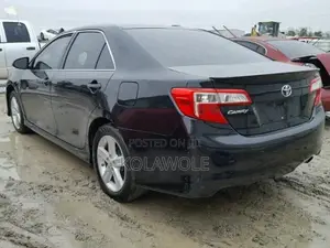 Toyota Camry SE 4dr Sedan (2.5L 4cyl 6A) 2013 Black