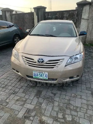 Toyota Camry 2.4 LE 2008 Gold