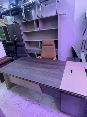 High End Executive Office Tabel