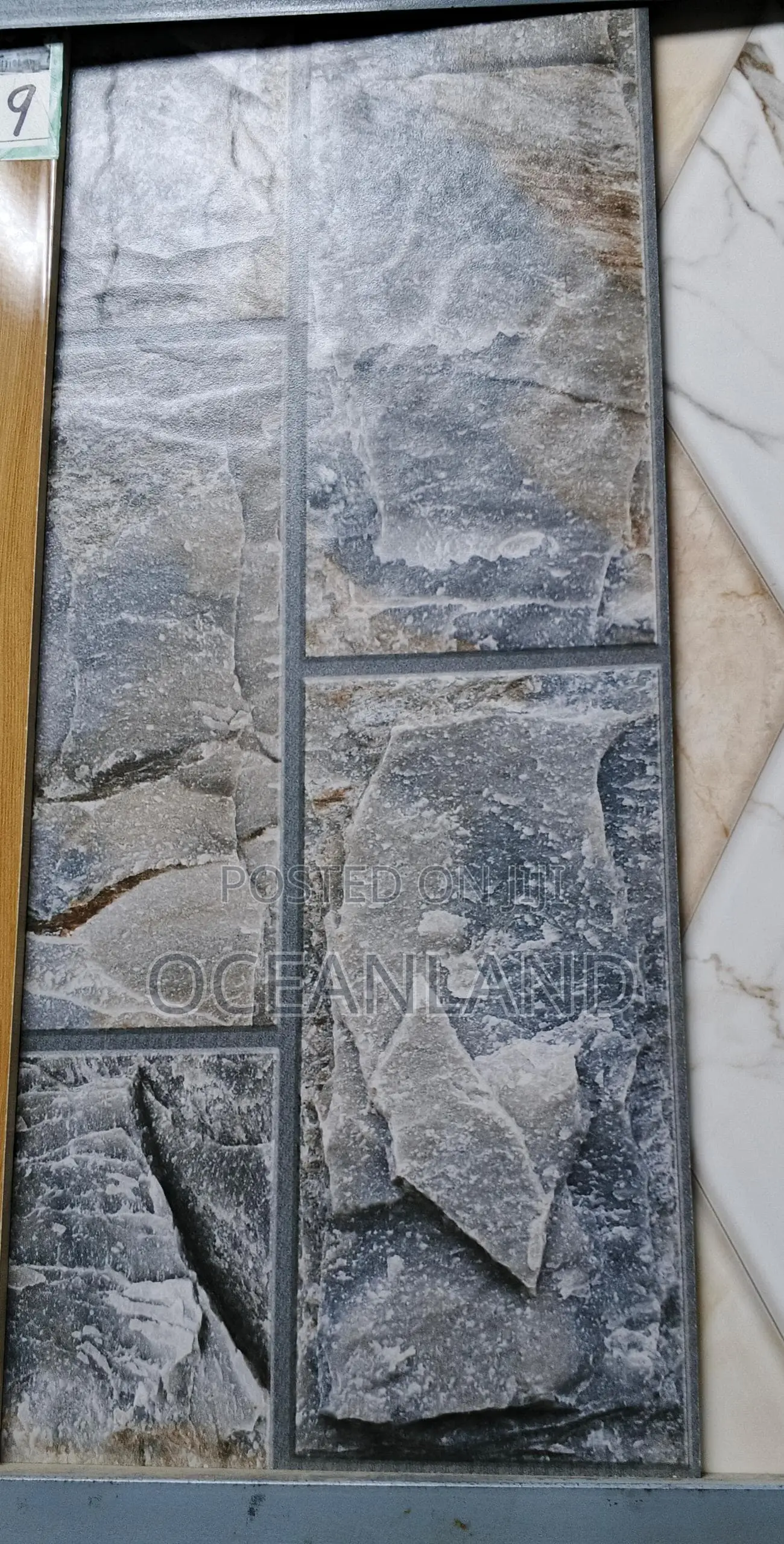 Crack Wall Tile