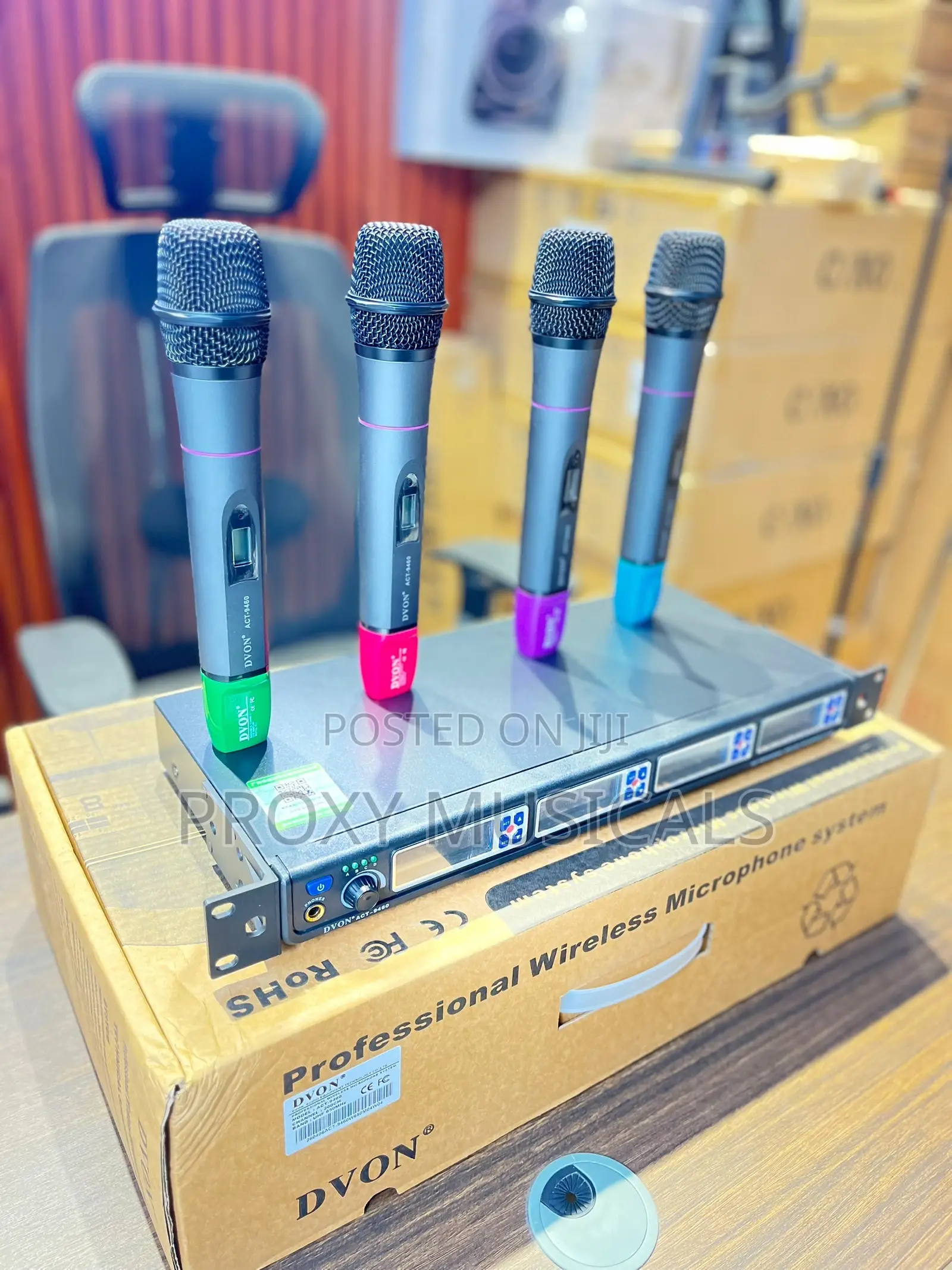 Divon 4-in-1 Wireless Microphone System