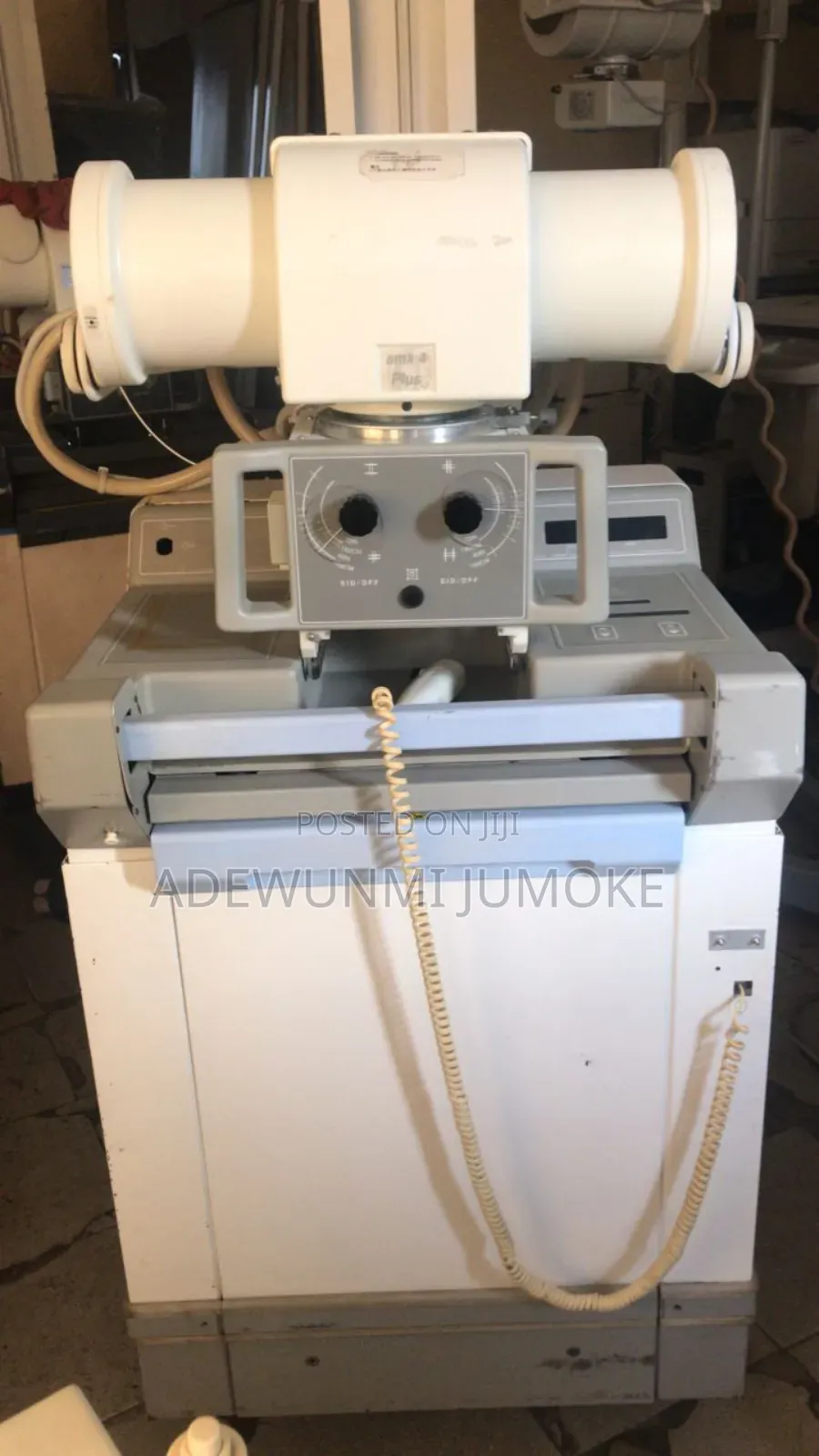 GE A_4 Plus Mobile X-Ray