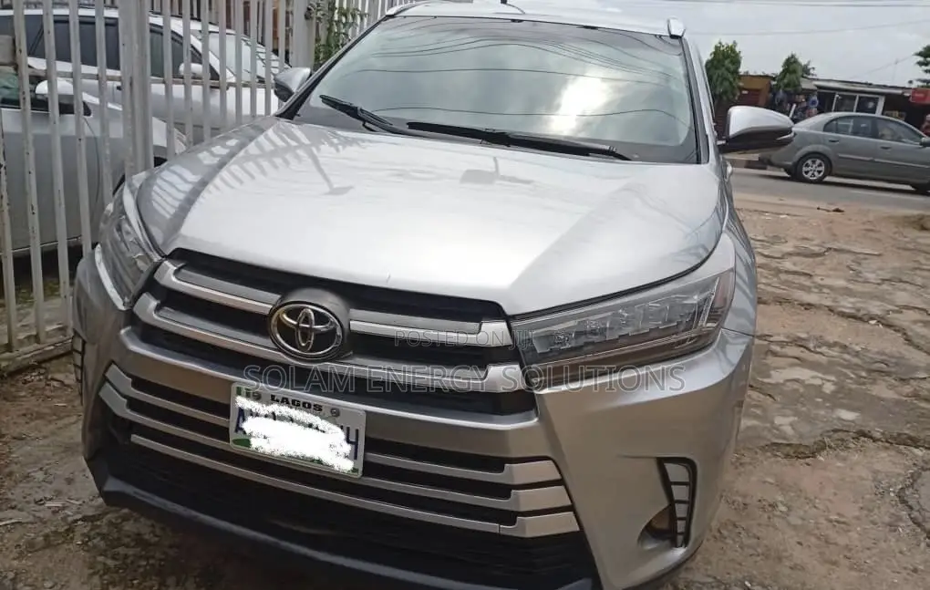 Toyota Highlander 2015 Silver