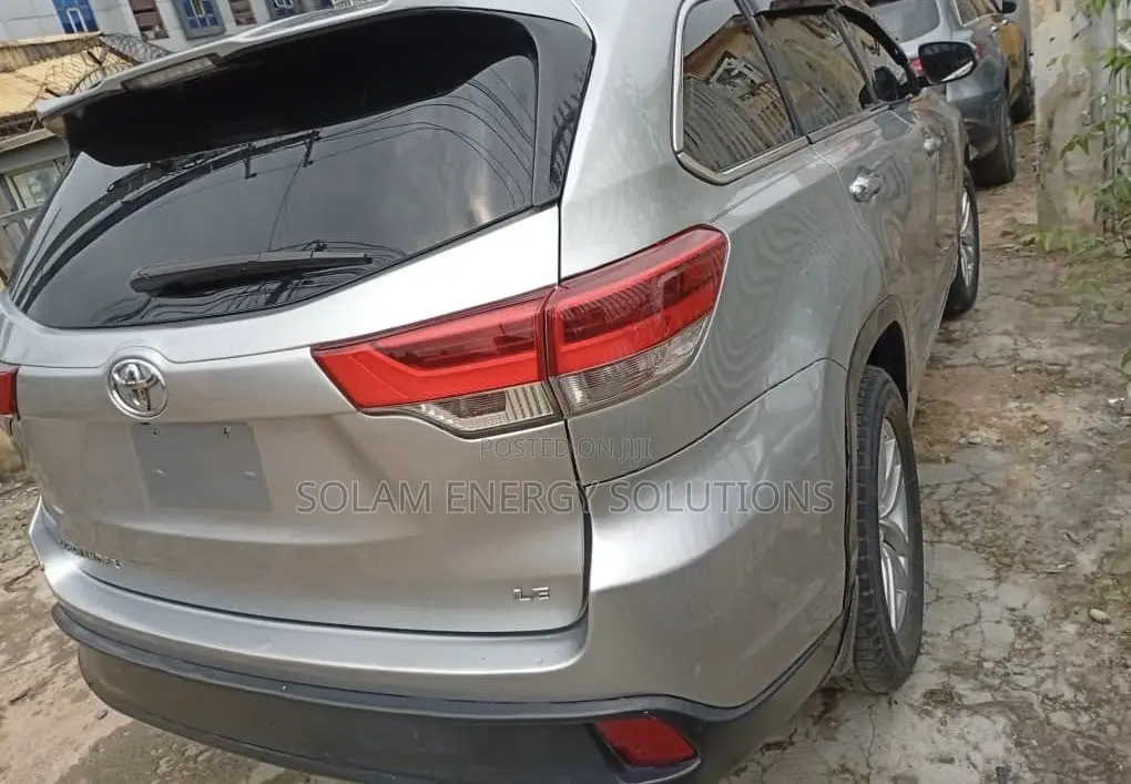 Toyota Highlander 2015 Silver