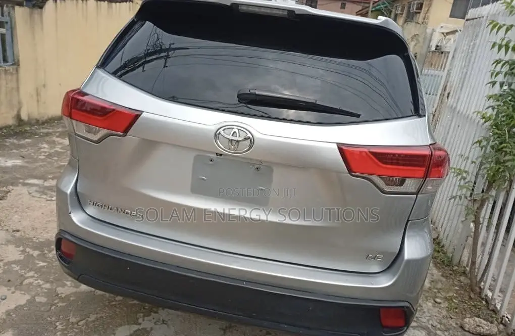 Toyota Highlander 2015 Silver