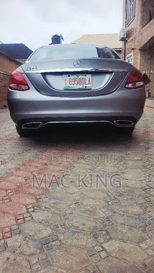 Mercedes-Benz C300 2015 Gray