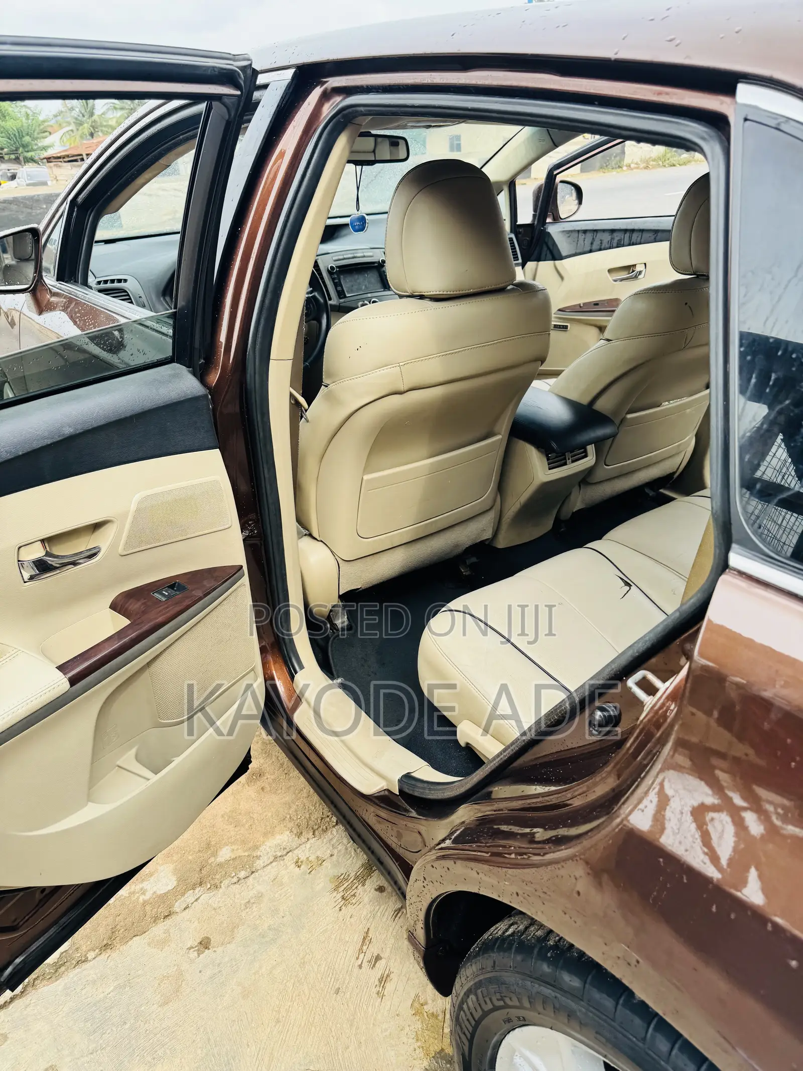 Toyota Venza XLE 2014 Brown