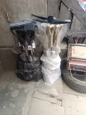 Hand Shovel