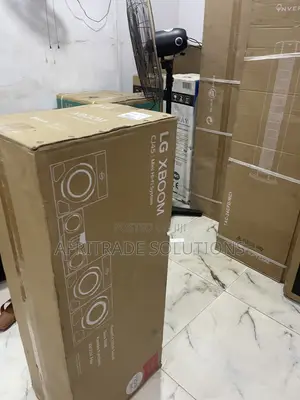 LG CJ45 Mini Hi-Fi 720W – Powerful Audio, Party-Ready