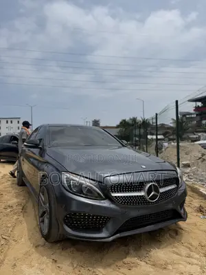 Mercedes-Benz C300 2016 Gray