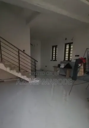 5bdrm Duplex in Ogudu Gra for rent