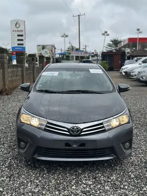 Toyota Corolla 2015 Gray