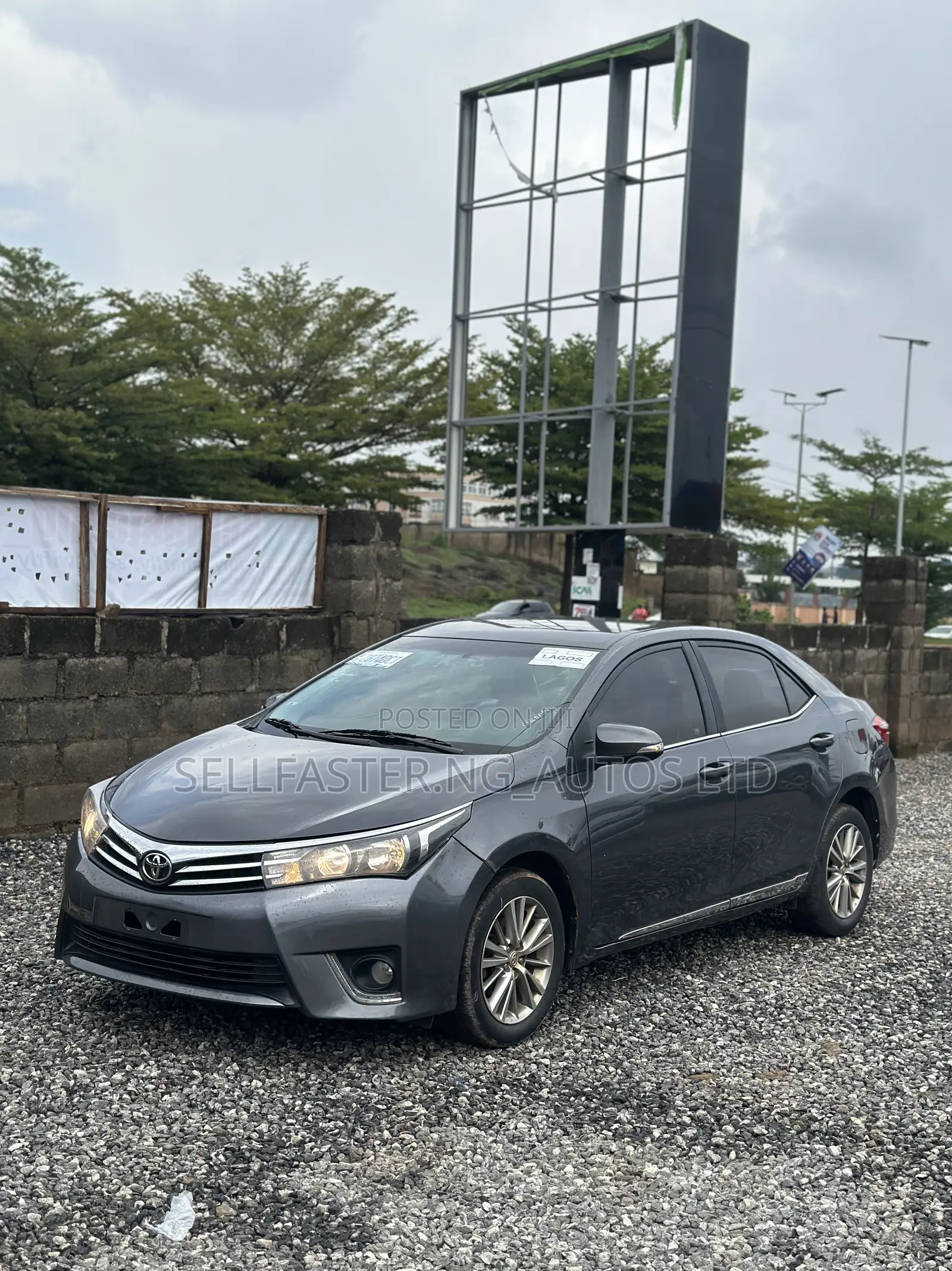 Toyota Corolla 2015 Gray