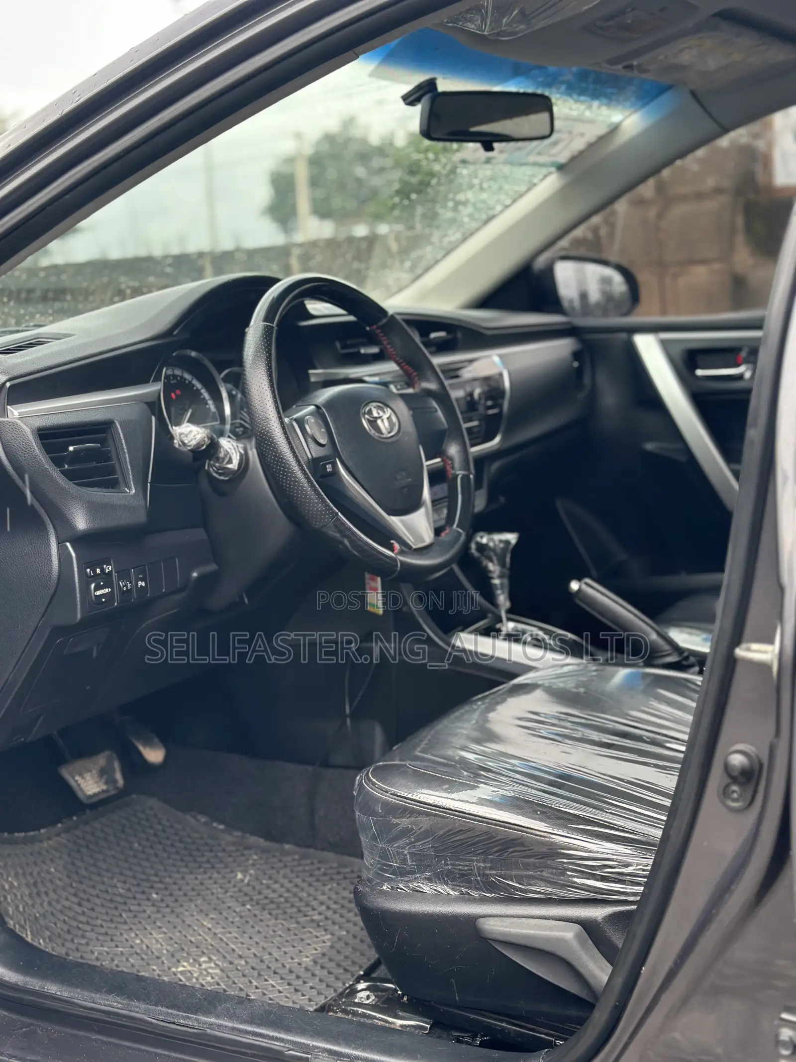 Toyota Corolla 2015 Gray