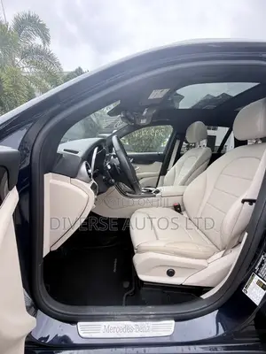 Mercedes-Benz GLC-Class 2017 Blue