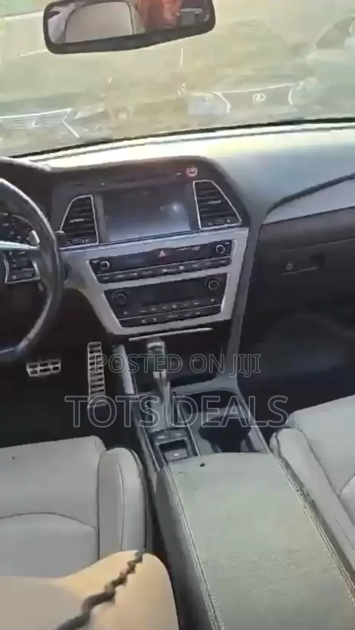 Hyundai Sonata SE 2016 Silver