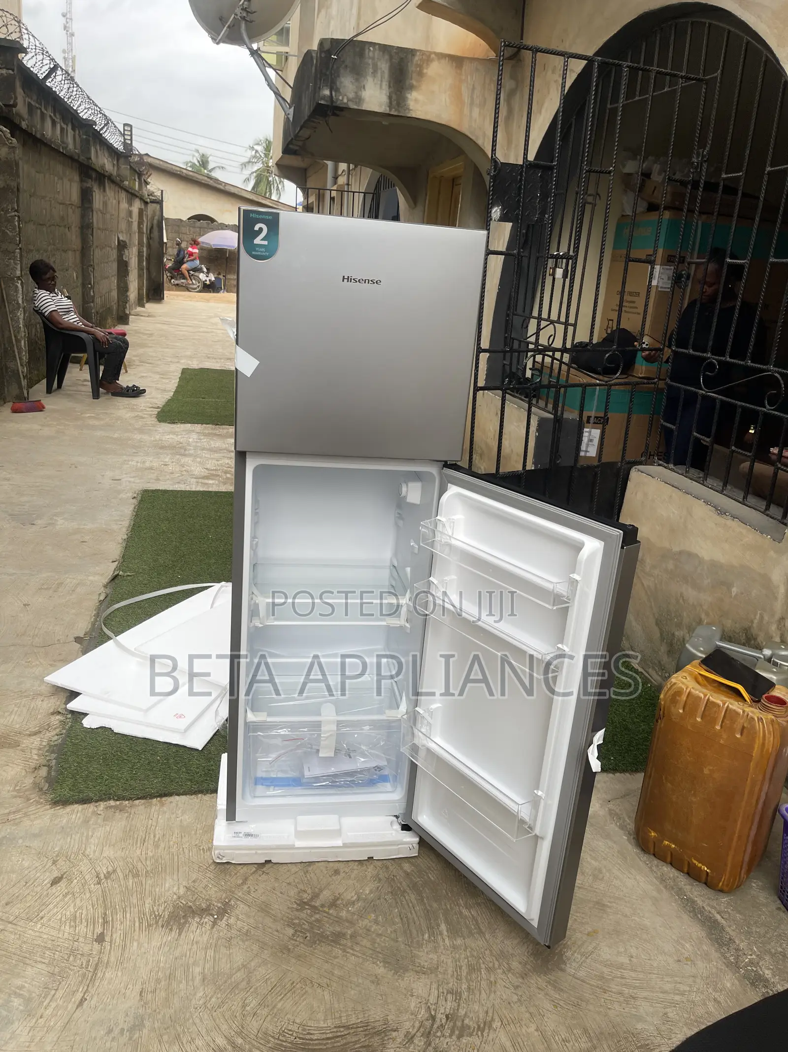 Hisense 200L Refrigerator – Modern Cooling for Every Home