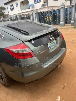 Honda Crosstour 3.5 AWD 2010 Green