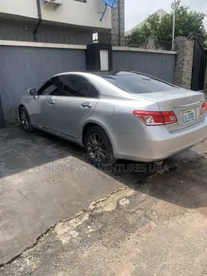 Lexus ES 350 2011 Silver