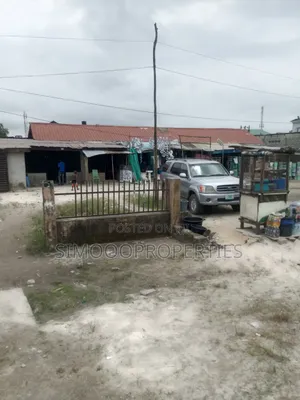 Facing Express Shop for Rent at Bogije