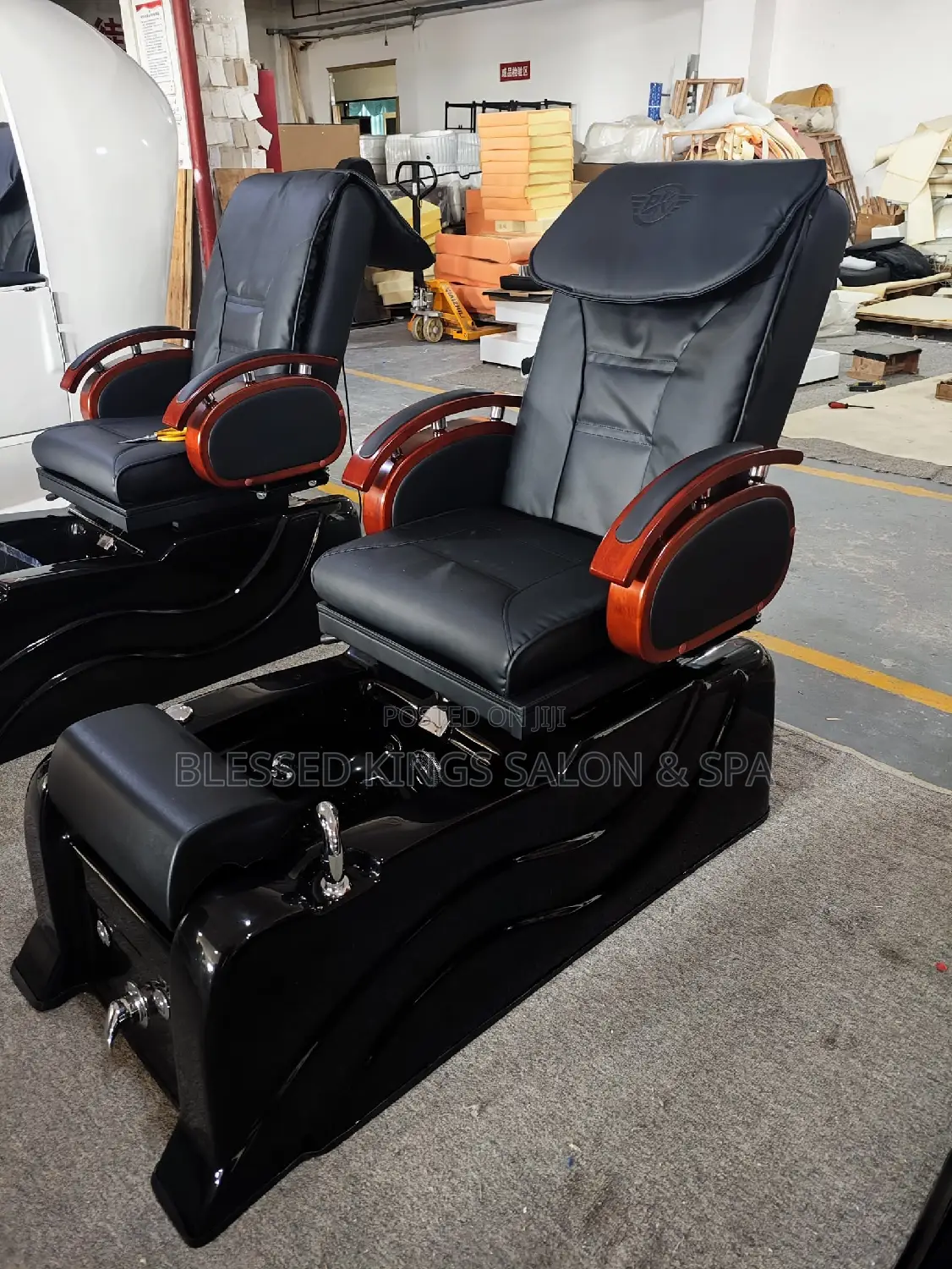 Black Spa Chairs