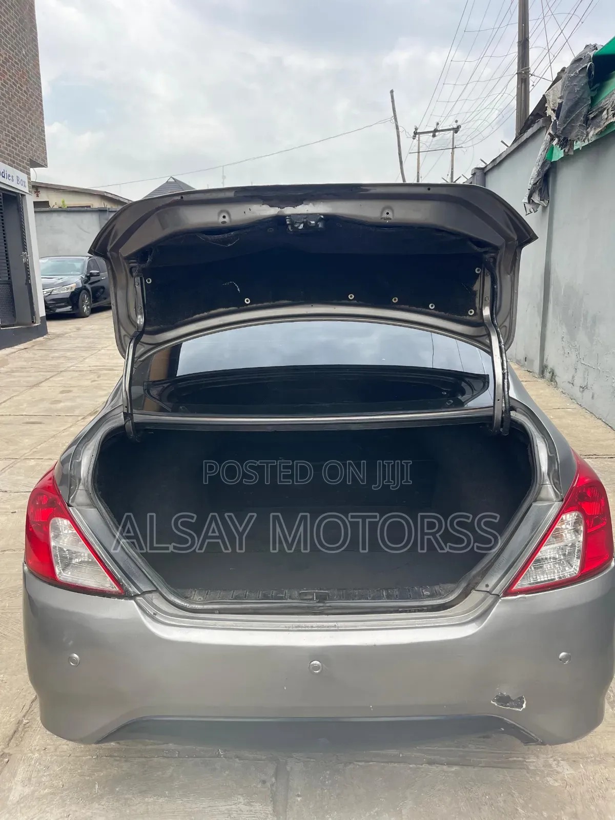 Nissan Almera 2015 Silver
