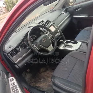Toyota Camry SE 4dr Sedan (2.5L 4cyl 6A) 2012 Red
