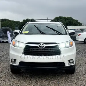 Toyota Highlander Limited 4dr SUV AWD (3.5L 6cyl 6A) 2015 White