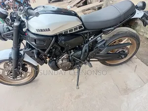 Yamaha 2023 White