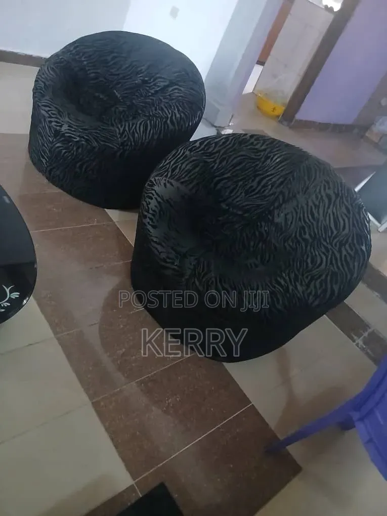 Black Luxury Chairs