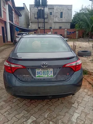 Toyota Corolla 2016 Blue