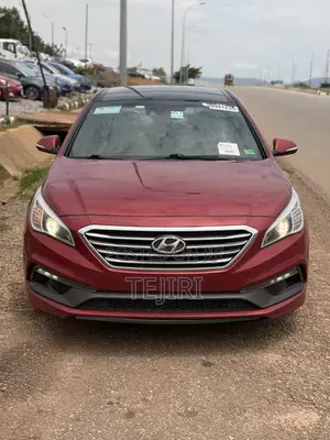 Hyundai Sonata Sport 2.0T Sedan FWD (2.0L 4cyl 6A) 2016 Red