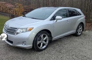 Toyota Venza 2009 Silver