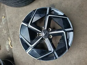 Luxurious 19 Rim BMW HUB