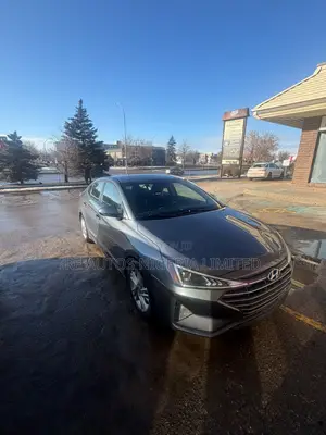 Hyundai Elantra Limited 2020 Gray