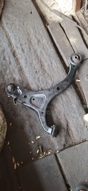 Complete Front Lower Arm's Hyundai Santa Fe, Kia Sorento 2008, 20011