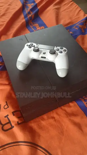 Playstation 4