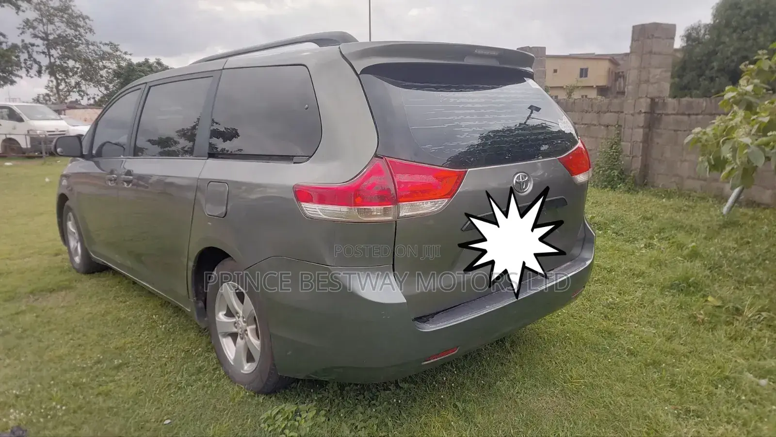 Toyota Sienna 2012 Gray