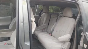 Toyota Sienna 2012 Gray