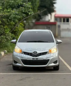 Toyota Yaris 2014 Silver