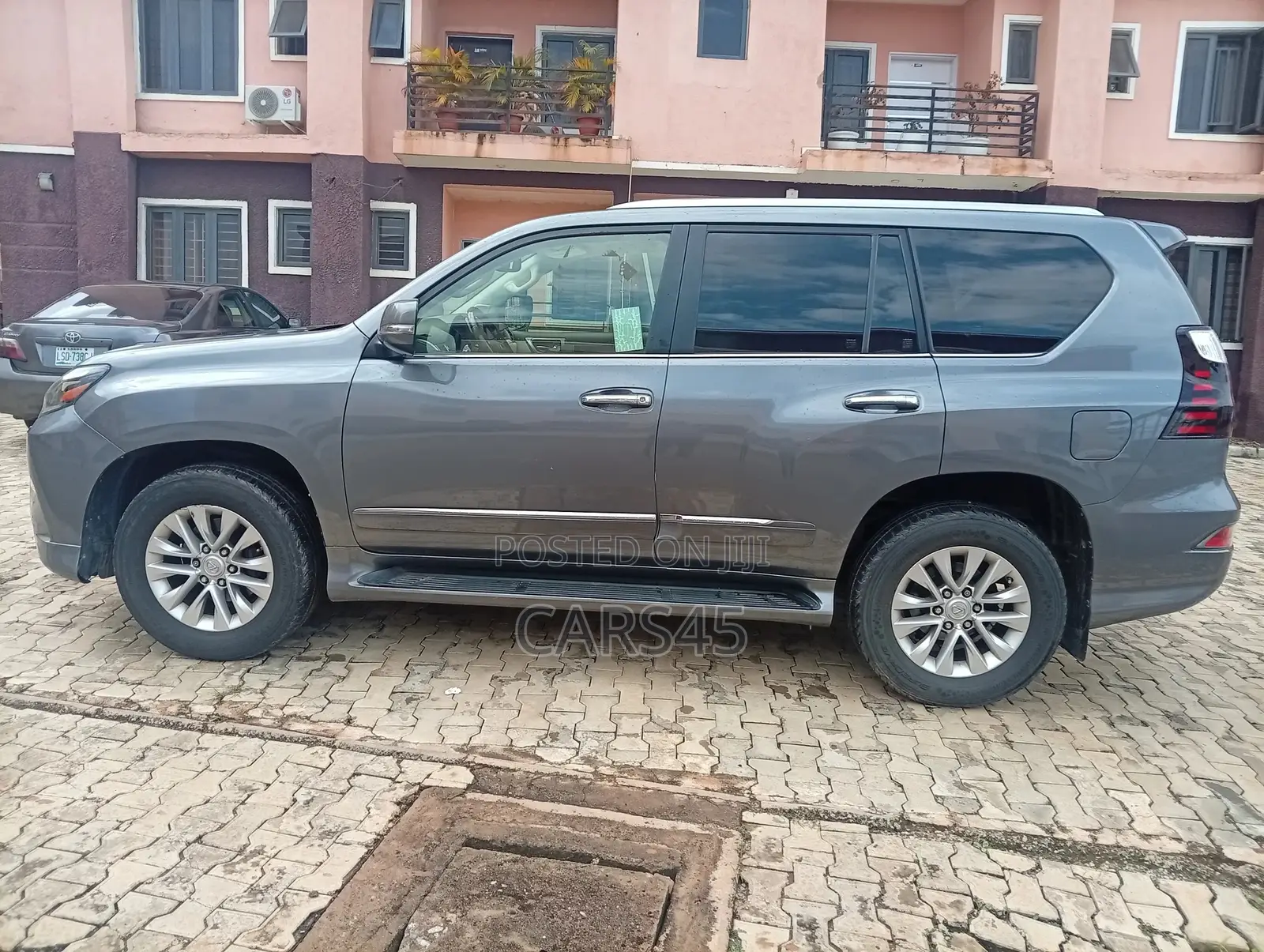 Lexus GX 2016 Gray