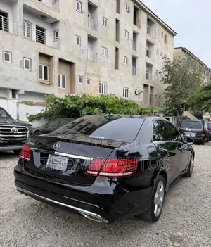 Mercedes-Benz E350 Base 4dr Sedan RWD (3.5L 6cyl 7A) 2014 Black