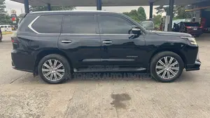 Lexus LX 570 AWD 2017 Black