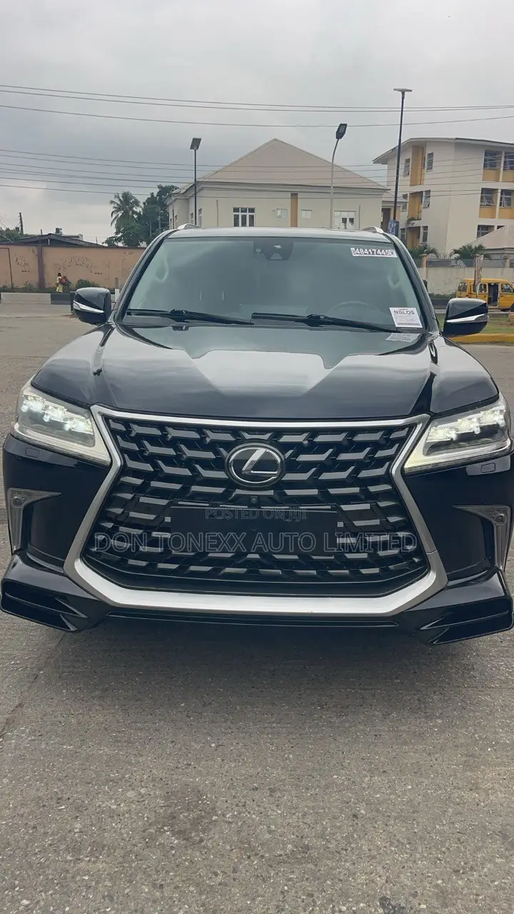 Lexus LX 570 AWD 2017 Black