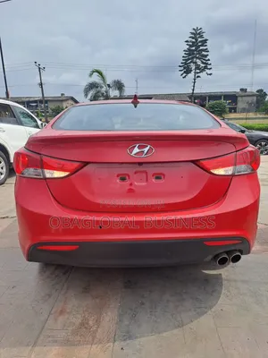 Hyundai Elantra 2013 Red